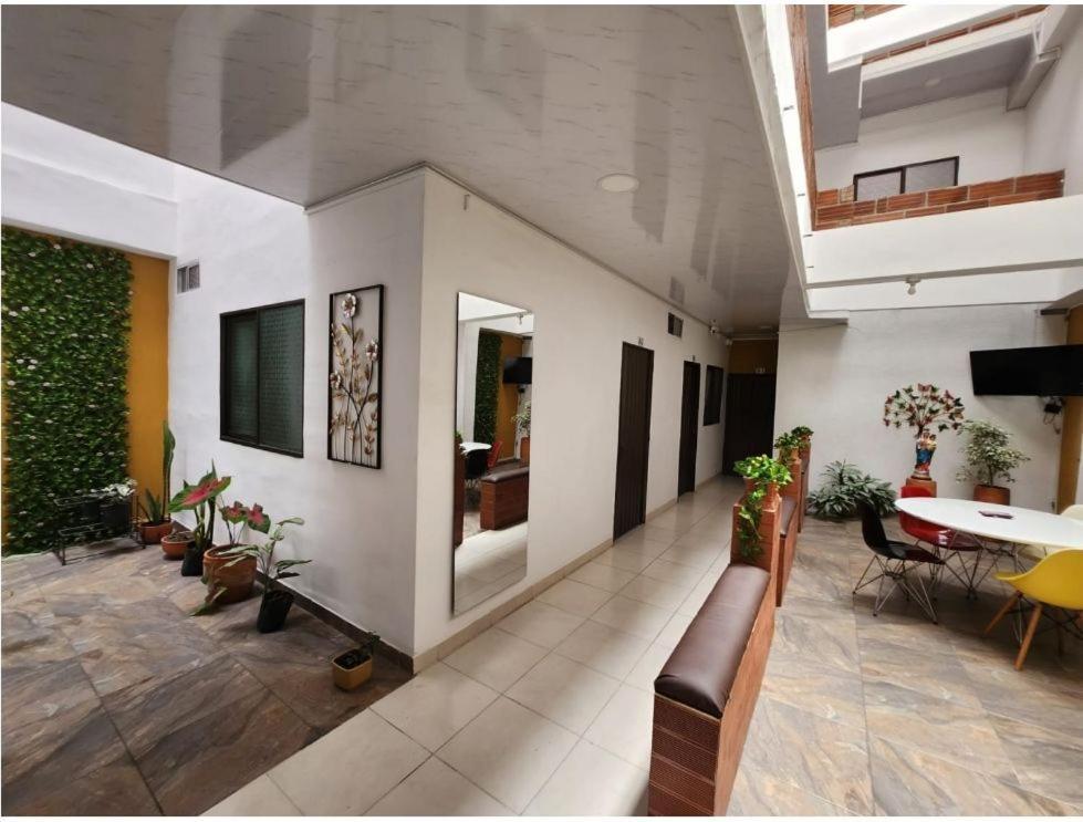 Apartahotel San Jose De Belen 麦德林 外观 照片